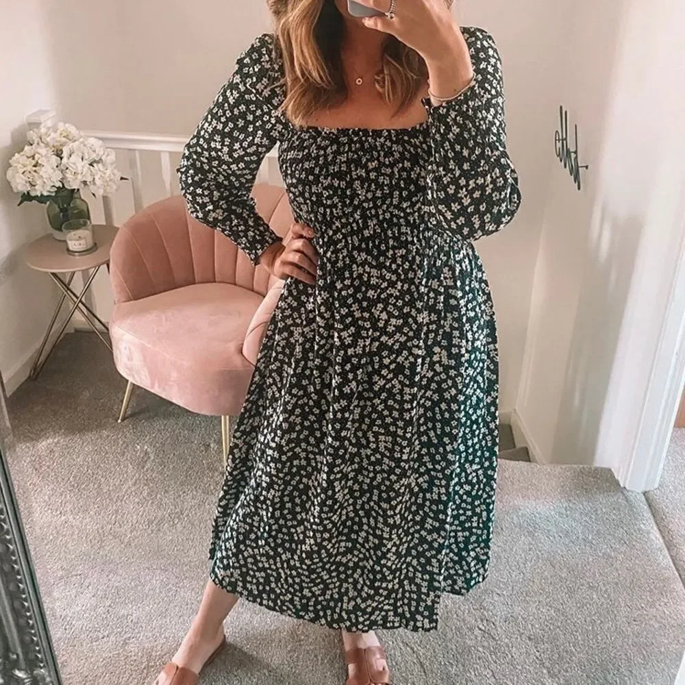 H&M Smock-detail Puff Sleeve Dress Bloggers fav - Picture 6 of 16